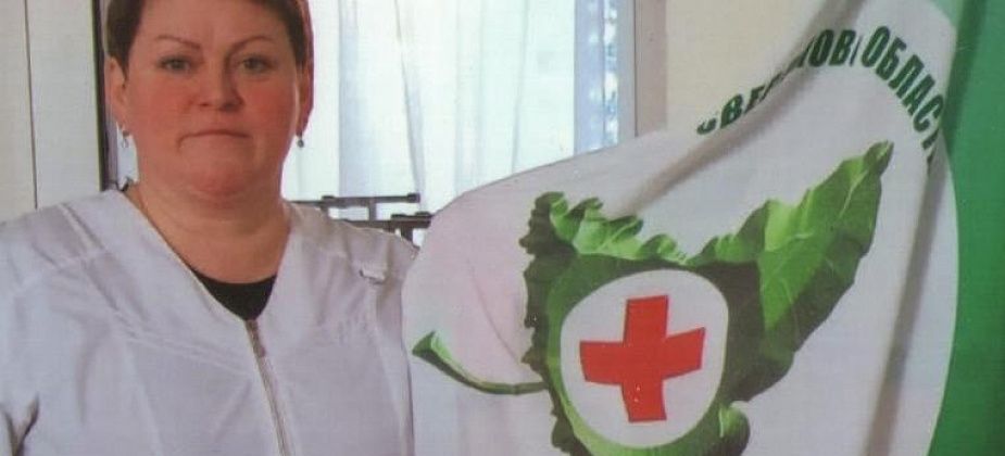 Жители поселка Энергетиков благодарят фельдшера и поздравляют с праздником медиков