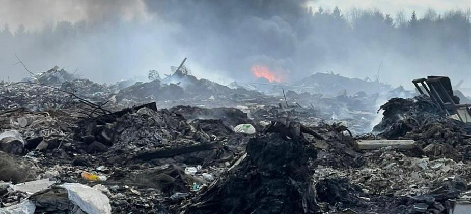 Росприроднадзор планирует оштрафовать "Серовавтодор" за горение на мусорном полигоне