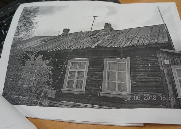 Жители серовского поселка просят губернатора о крыше