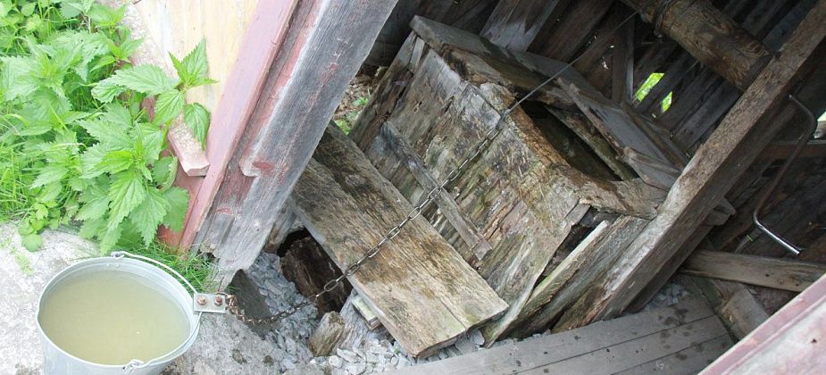 В Новой Сосьве отремонтируют провалившийся колодец