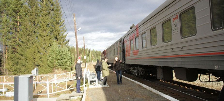Временно меняется расписание движения части пригородных поездов на серовском направлении
