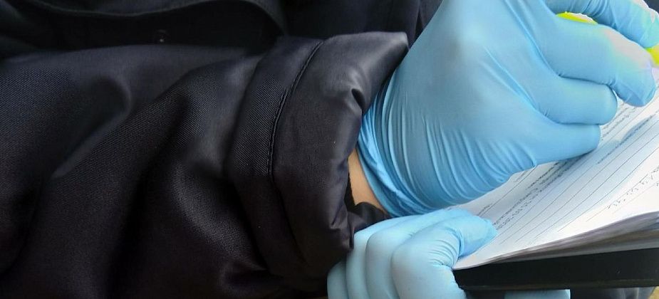 Карпинец рассказал, как полицейские выписали ему предупреждение за нарушение самоизоляции