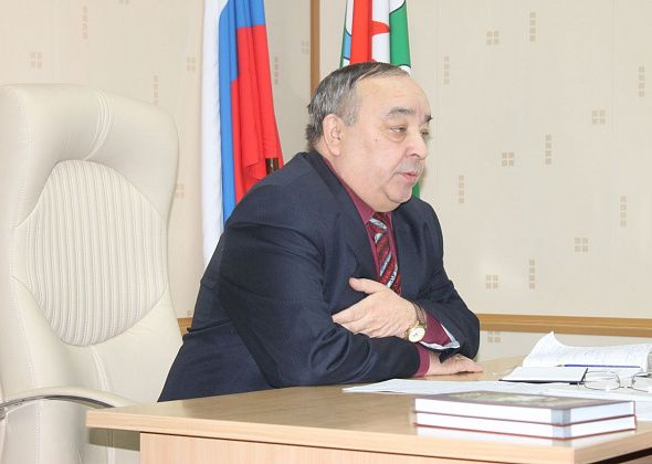 Глава Сосьвы Геннадий Макаров не вернул премию в бюджет: "Написано заявление"...