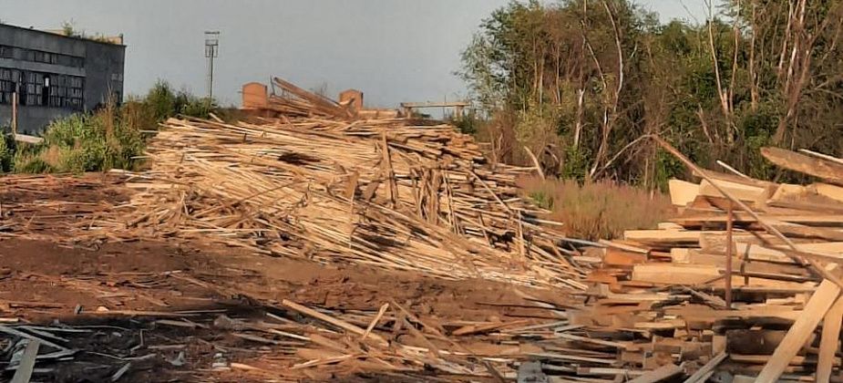 Серовчанин попросил губернатора включить во «взрывпакет» для главы вопрос сжигания отходов деревообрабатывающих производств