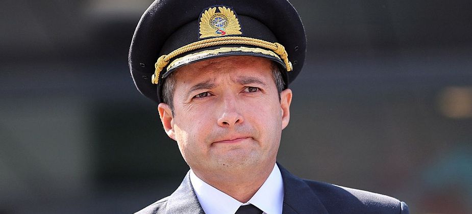 Пилотам "Уральских авиалиний" присвоено звание Героев России