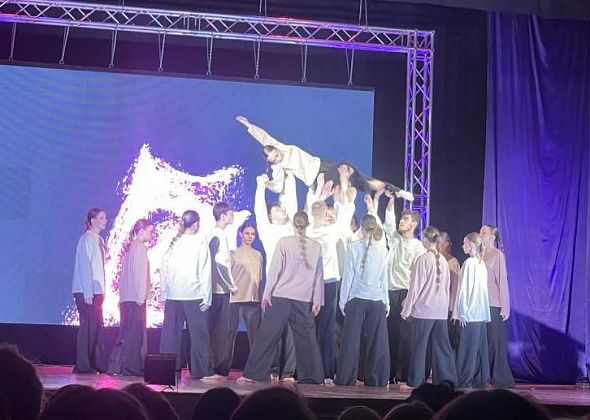 “Танец, который нельзя потерять”. В Серове прошел отчетный концерт Натальи Махининой