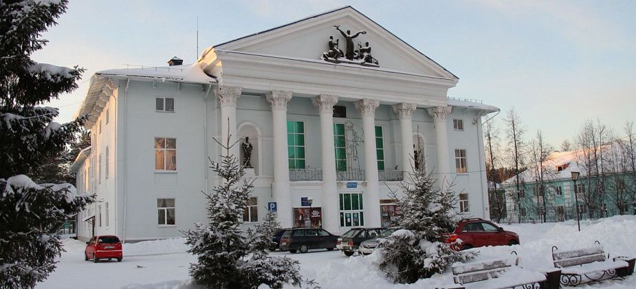 Серовчан приглашают сделать подарок Деду Морозу