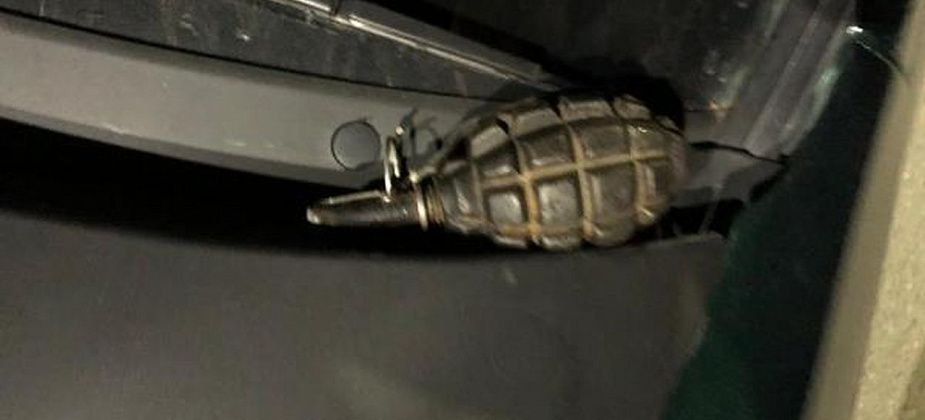 В Серове на капоте автомобиля обнаружили «предмет, внешне похожий на ручную противопехотную гранату»
