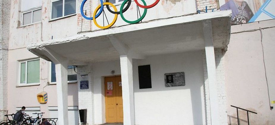 "Благодарю наших родителей за активную позицию". Директор  серовской спортшколы прокомментировал конфликтную ситуацию с хоккеистами