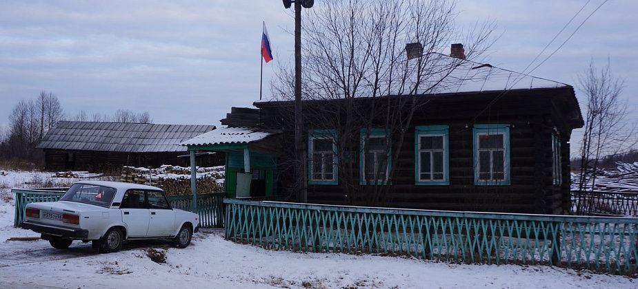 В Морозково власть переехала в клуб