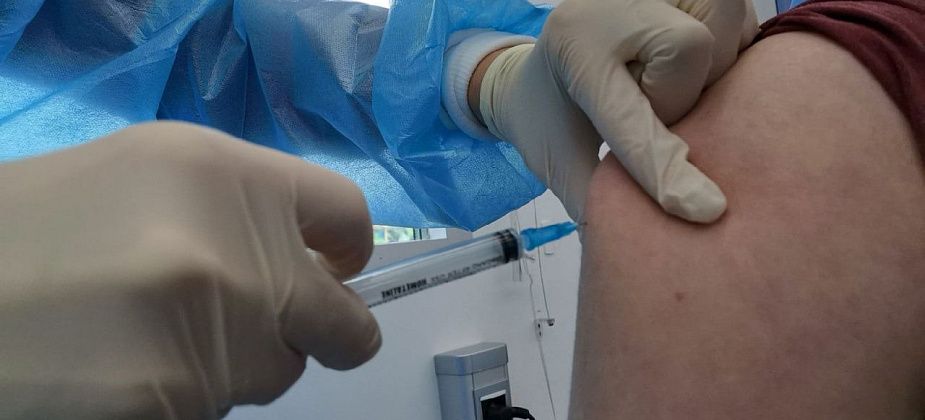 С завтрашнего дня в Серове начнется вакцинация однокомпонентной вакциной "Спутник-Лайт"