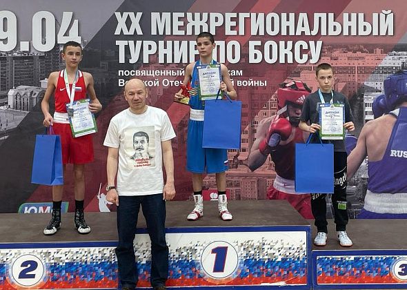 Боксеры из серовской Академии Кости Цзю привезли награды с турнира в Нягани