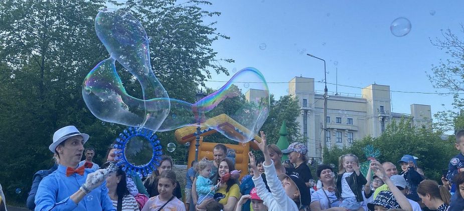 В Серове в День защиты детей пройдет праздник на площади Дворца культуры металлургов