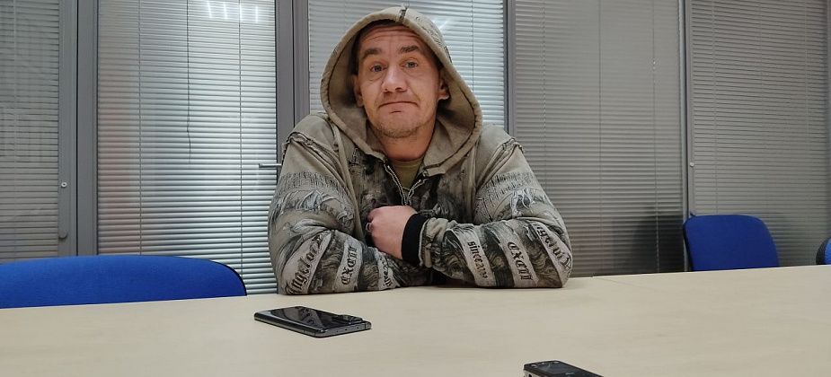 Серовчанин, грубо задержанный полицейскими, нанес им побои и оскорбления?
