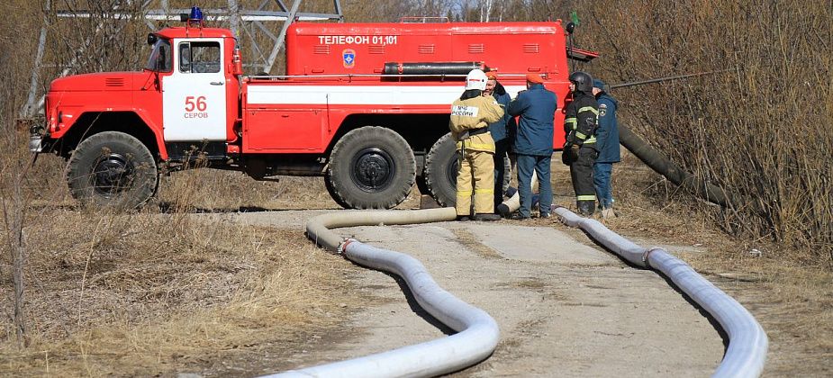 В Серове сгорела пилорама и две "ГАЗели"