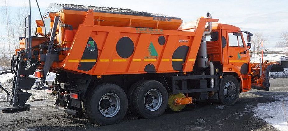 "Серовавтодор" рассыпал на городских дорогах больше 130 тонн соли