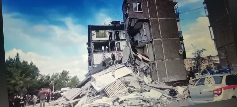 В Серове открыты пункты сбора гуманитарной помощи для жителей обрушившегося дома в Нижнем Тагиле