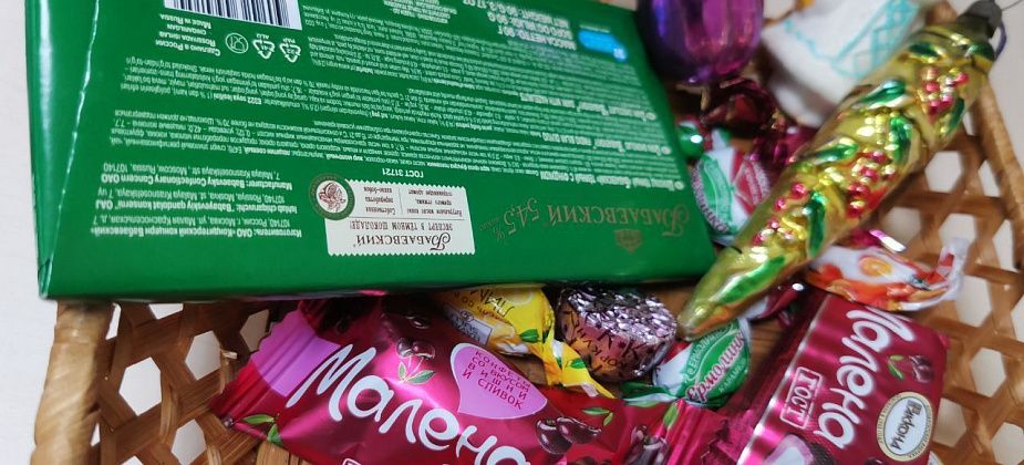 Серовчанам рассказывают, как выбрать сладкие новогодние подарки