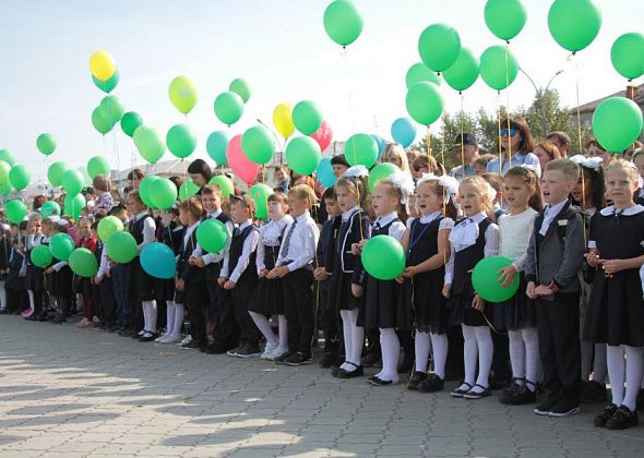 1 сентября порог школ Серова переступит около тысячи первоклассников. В двух школах будет по 3 первоклассника
