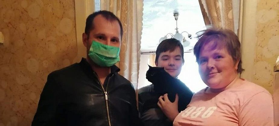 ЛДПР оказала помощь серовчанке с двумя детьми. Из-за коронакризиса семья осталась без средств к существованию
