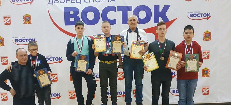 Серовские авиамоделисты победили на чемпионате в Московской области  