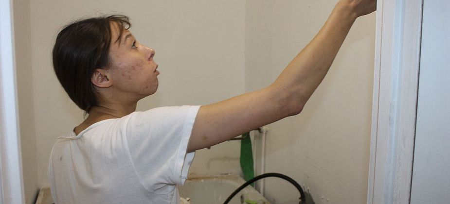 Депутат Госдумы Антон Шипулин пообещал продолжить оказывать помощь серовчанке Надежде Чернавских