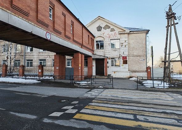 Для серовской Кадетской школы-интерната закупают кровати, матрасы и шкафы