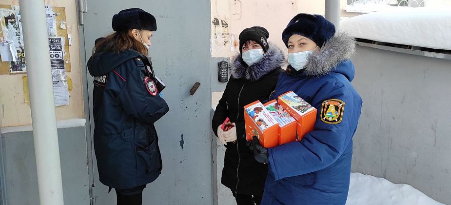 МЧС приняло участие в «Рождественском» профилактическом рейде, который прошел в Серове