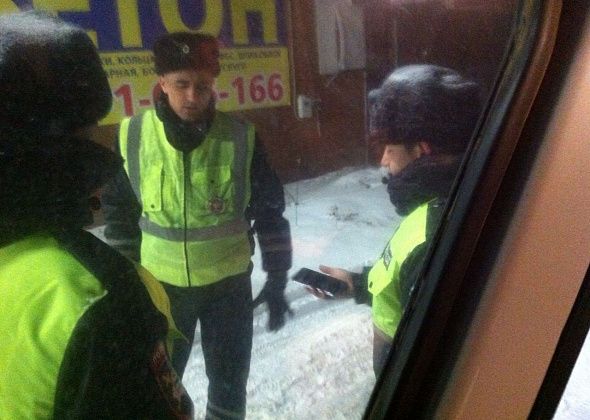 В Серове ВАЗ зацепил патрульный автомобиль ГИБДД
