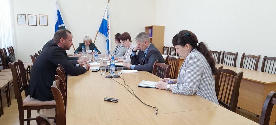 Дума назвала имена горожан, которые выберут нового главу Серова