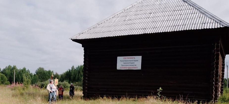 Жители Морозково ремонтируют здание бывшего зернохранилища, чтобы организовать там храм