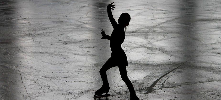 Серовчан зовут покататься на коньках… ночью