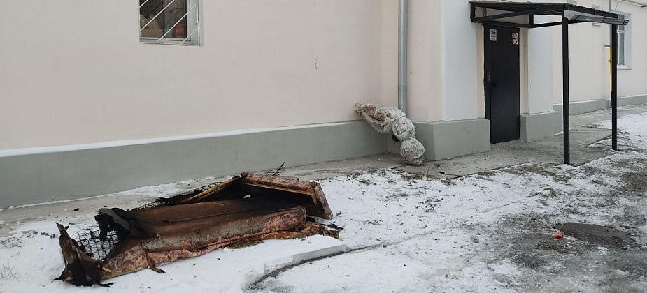 Неходячая серовчанка сгорела на диване. Звала давно умершего мужа: "Леня, у меня нога горит!"