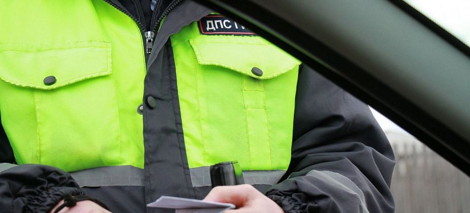 За выходные Госавтоинспекция Серова выявила двоих водителей без прав и одного нетрезвого