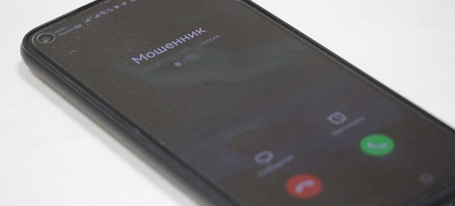 Серовского пенсионера пытались обмануть по схеме с заменой домофона. Но не получилось
