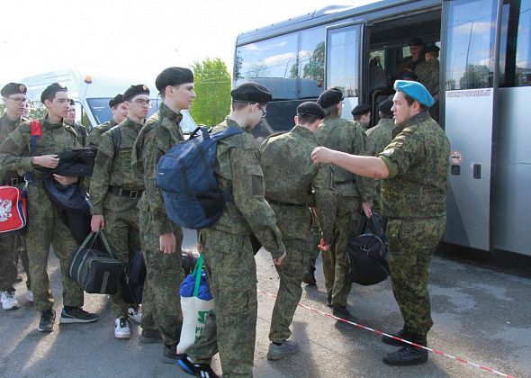 Серовские десятиклассники отправились на сборы по основам военной службы