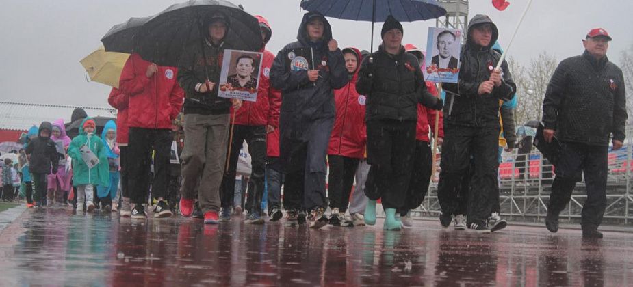 В Серове в День Победы прошла традиционная эстафета