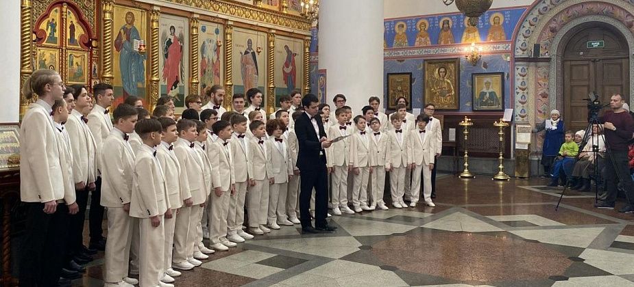 "Благодать для души, для разума." В соборе Серова прошел концерт духовной песни