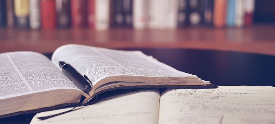 Библиотека поселка Красноглинный получит грант регионального минкульта