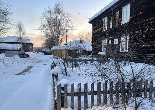 Дорогу почистили, мусор вывезли, а контейнерную площадку не прибрали 