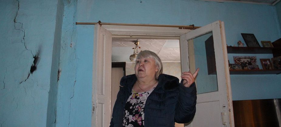 “Знаете, как страшно спать...” Серовчане боятся, что их дом может рухнуть