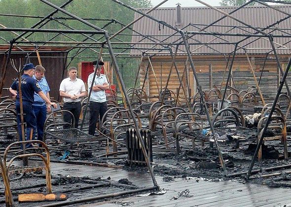 Спасавшего детей при пожаре в "Холдоми" мальчика наградили посмертно