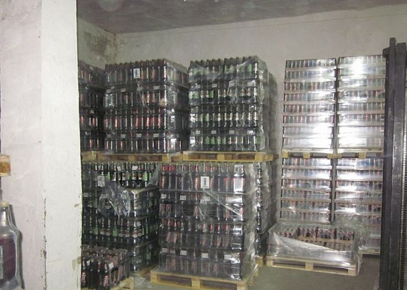 В Серове арестовали  более 12 000 бутылок пивных напитков