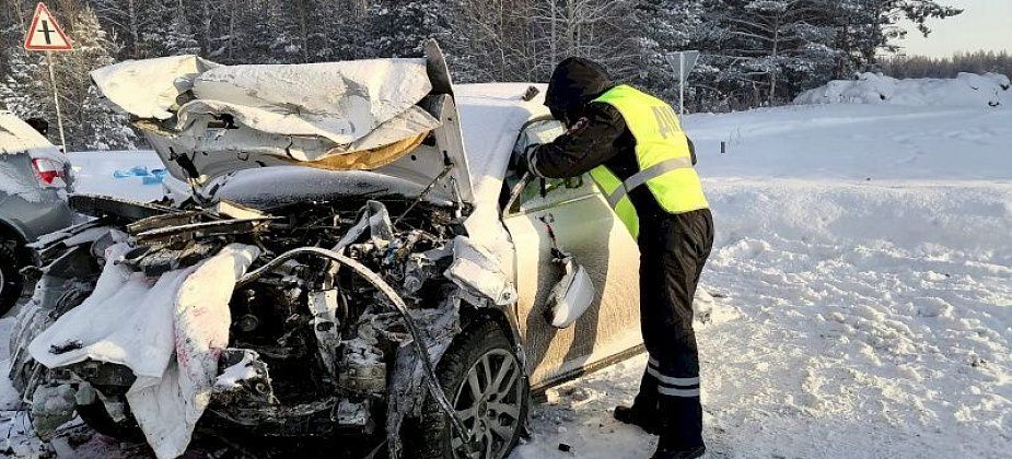 В ДТП на дороге Серов-Североуральск погибло двое. Трое - ранены