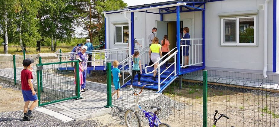 В село Андрюшино на работу приехал фельдшер из Серова. Открыли ФАП