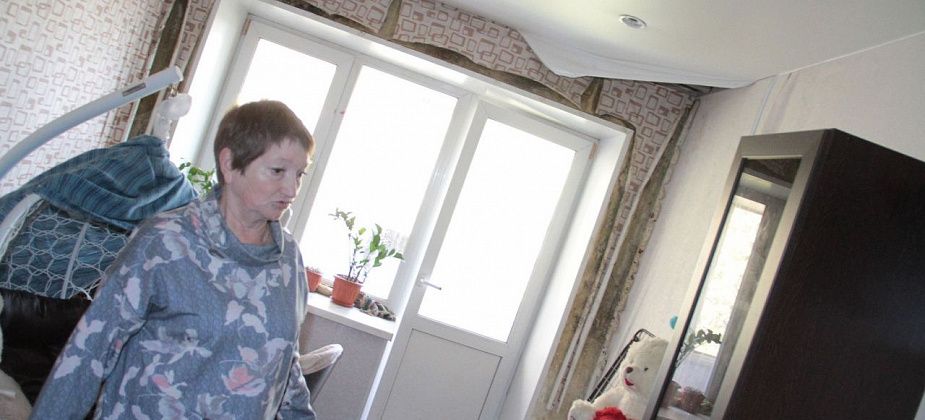 Когда восстановят крышу в доме, где из-за некачественного капремонта возникли протечки и рухнул потолок?