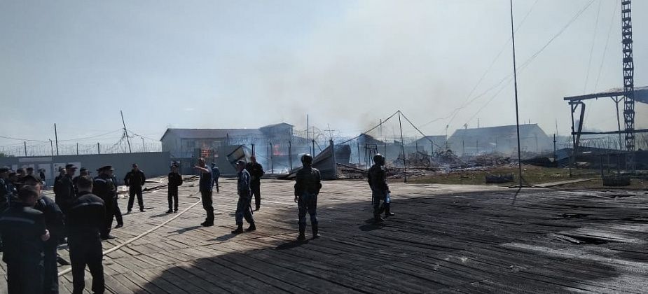 В Гарях горела колония строгого режима. На место прибыл начальник ГУФСИН