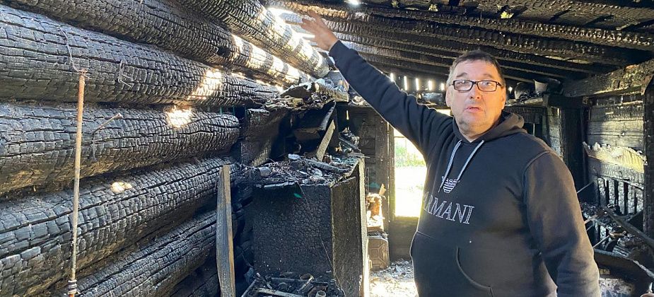 "Горим, Света, пожар!". В Серове пенсионерам-погорельцам нужна помощь