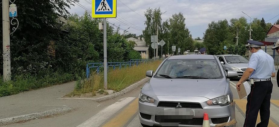 «Мицубиси Лансер» сбил мальчика на пешеходном переходе в Серове