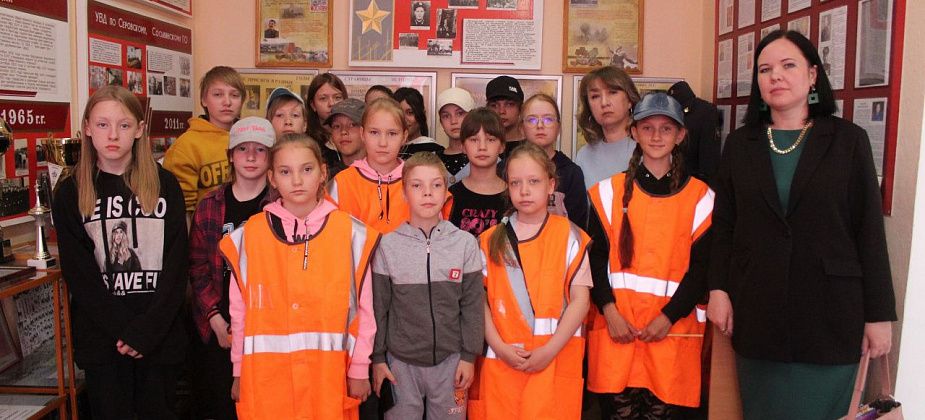 Школьники побывали на экскурсии в полиции Серова
